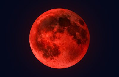 total lunar eclipse blood moon