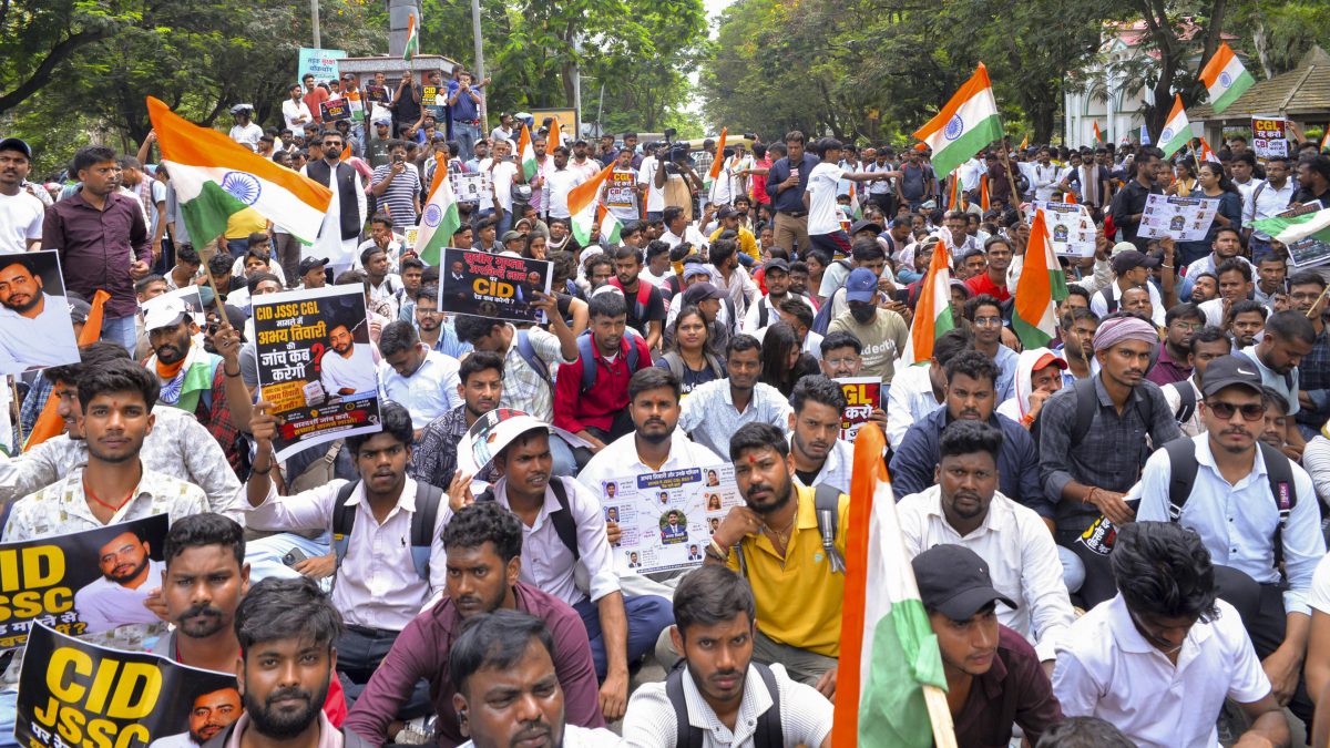 Jharkhand protest: Students to continue stir over job exam irregularities