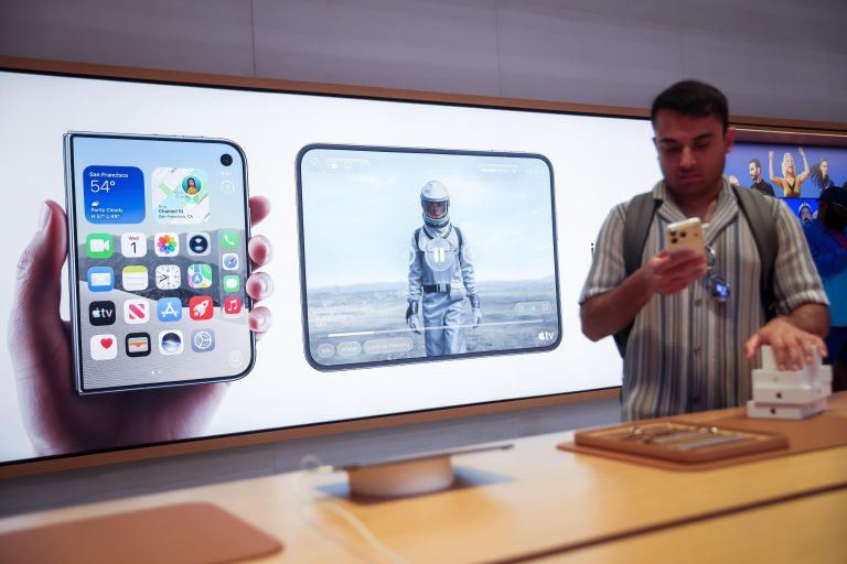 Apple iPhone Duo pictured in the source report