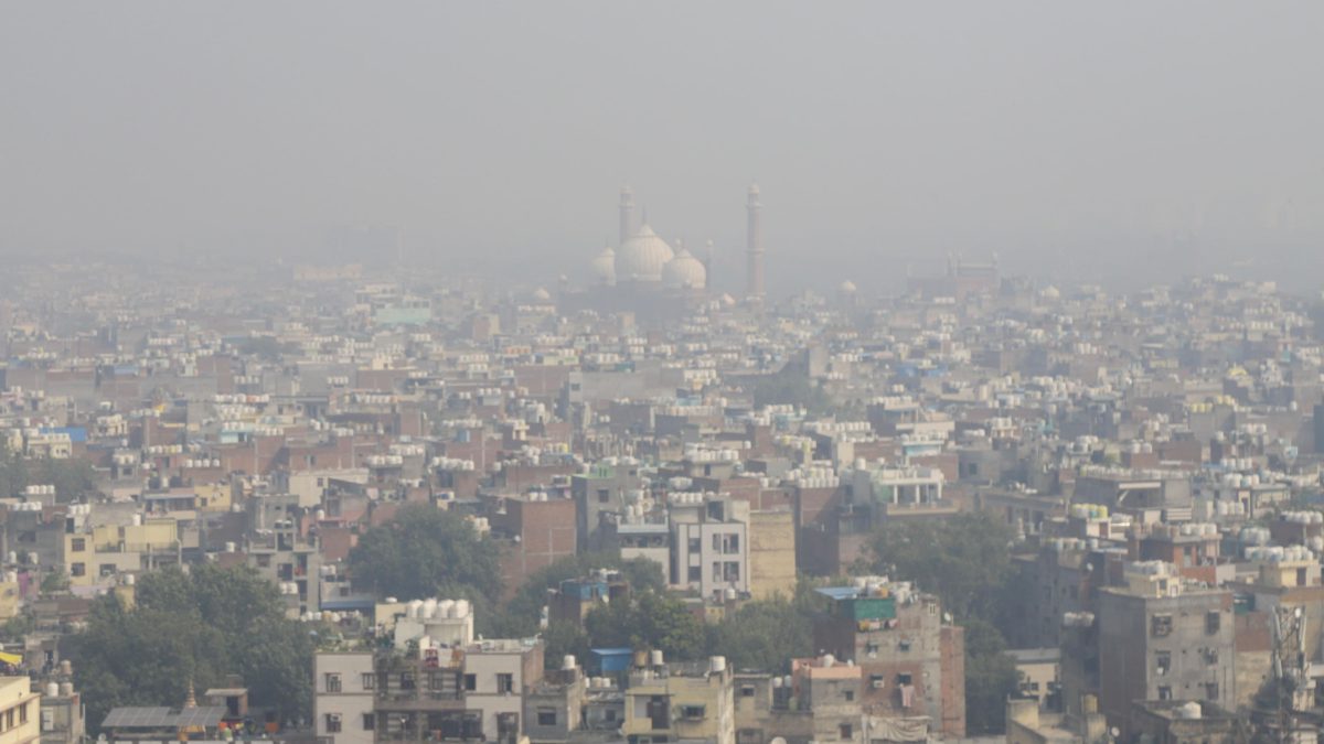 कमर दर्द के लिए सही मैट्रेस कैसे चुनें? 5 जरूरी खूबियां