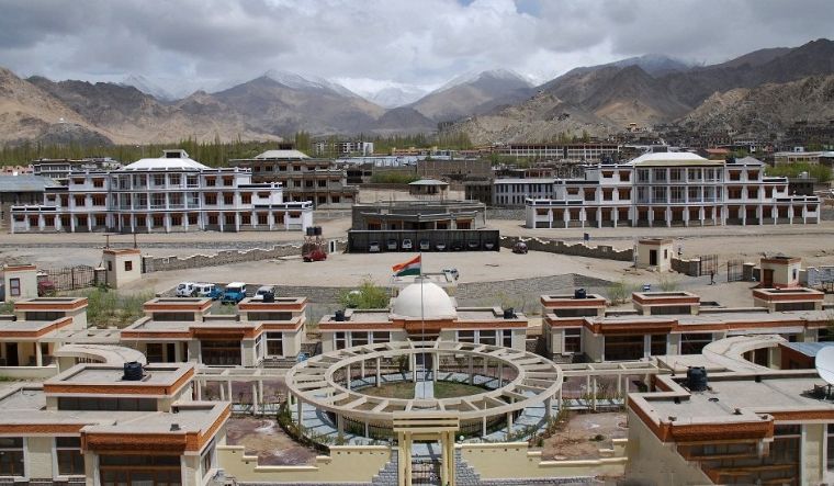 लेह में लद्दाख स्वायत्त पहाड़ी विकास परिषद परिसर