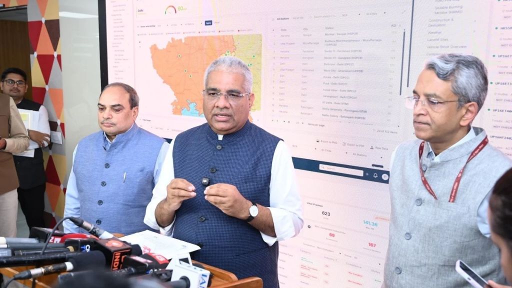 Union Environment Minister Bhupender Yadav during his review of CAQM's PAVAN-I3C centre